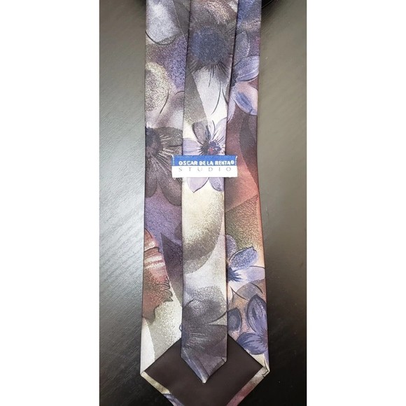 Oscar De La Renta Vintage Mens Tie Designer Abstract Blue Red Green Logo - Picture 3 of 5